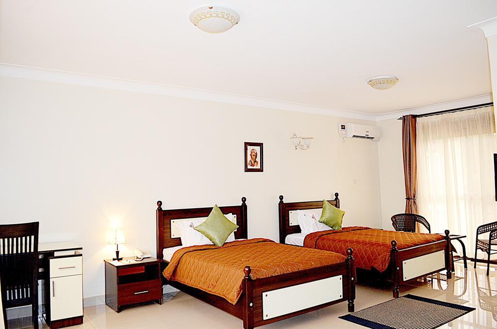 Marie'S Royale Hotel Kampala Esterno foto