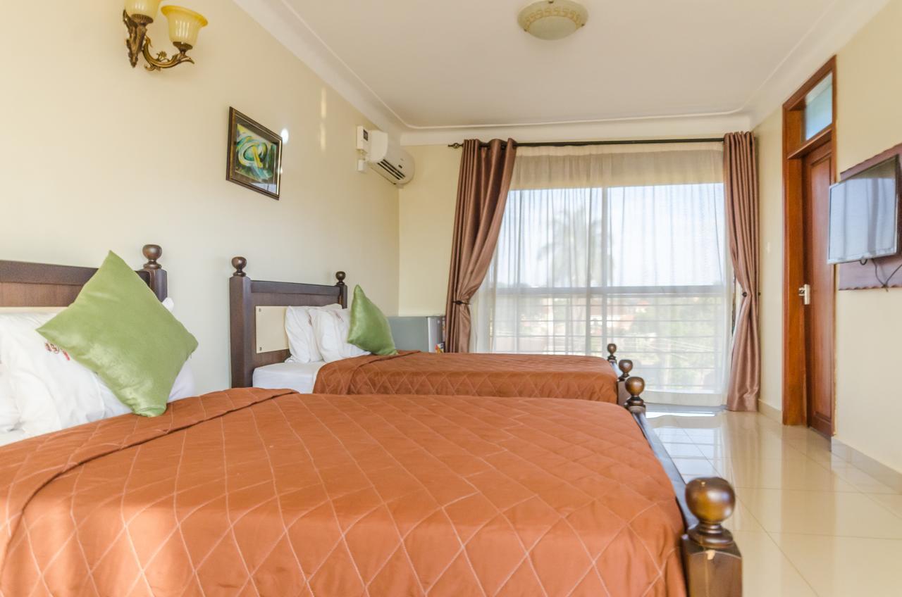 Marie'S Royale Hotel Kampala Esterno foto